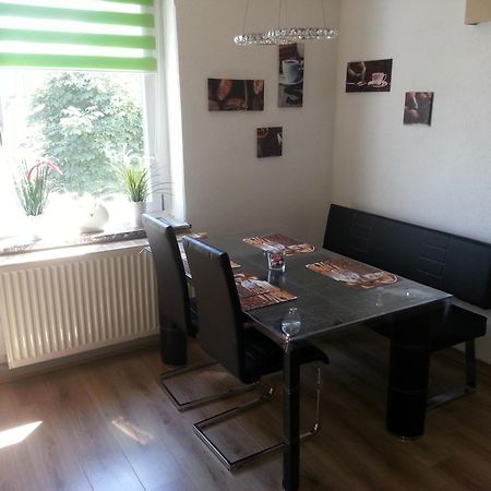 Oelsnitz  Ferienwohnung "Am Vaterlandsgrubenweg" מראה חיצוני תמונה